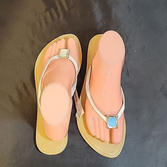 BRAND NEW ETHELAUSTING THONG ROUND TOE JEWEL FLIP FLOP SANDAL - Picture 12 of 15